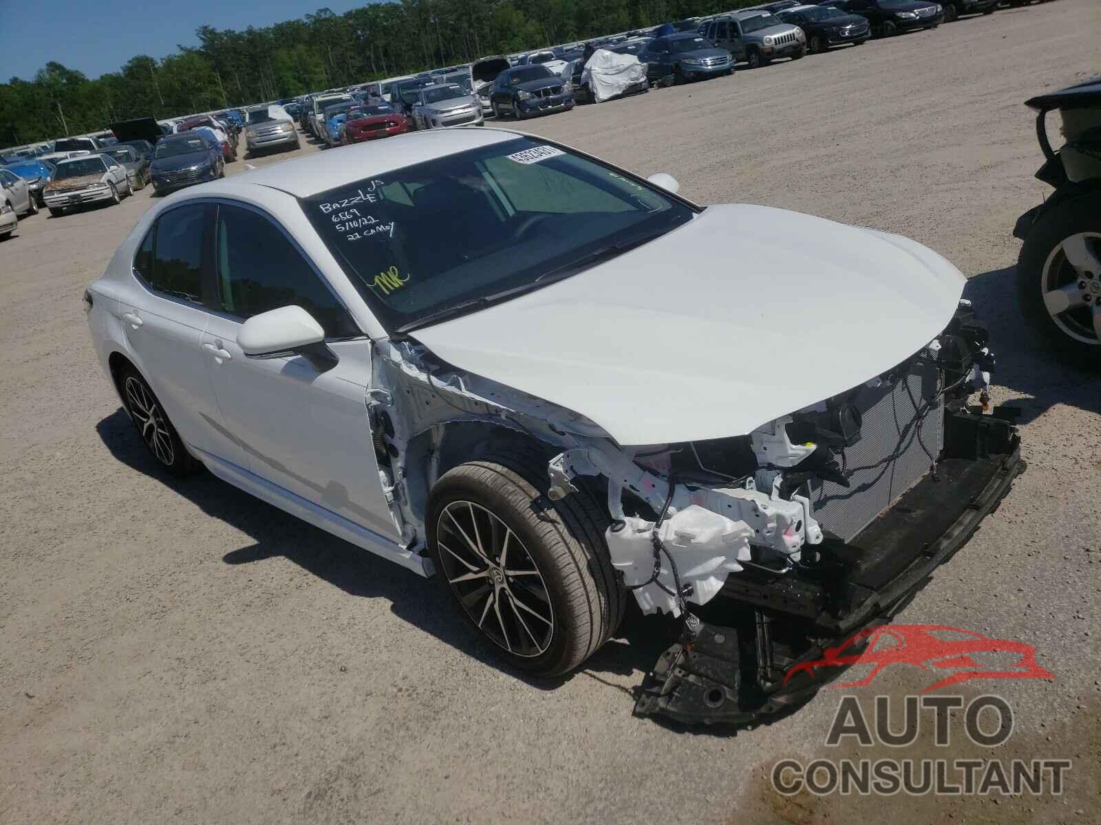TOYOTA CAMRY 2021 - 4T1T11AK5MU521273