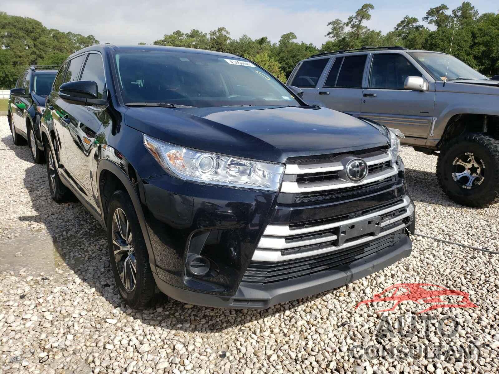 TOYOTA HIGHLANDER 2019 - 5TDZZRFH3KS292435