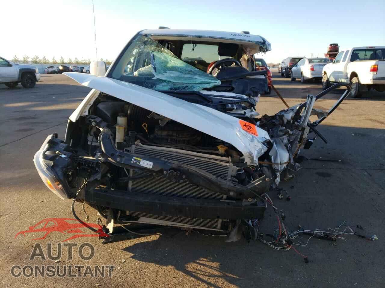 DODGE CARAVAN 2013 - 2C4RDGCG8DR820318
