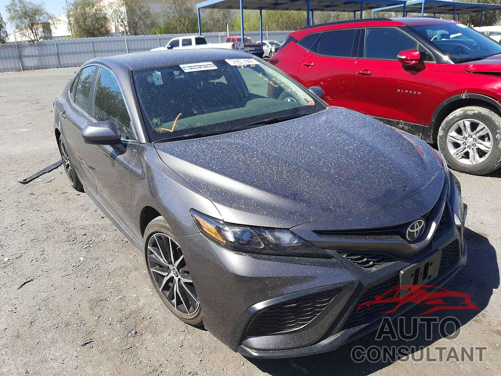 TOYOTA CAMRY 2021 - 4T1G11AK1MU414514