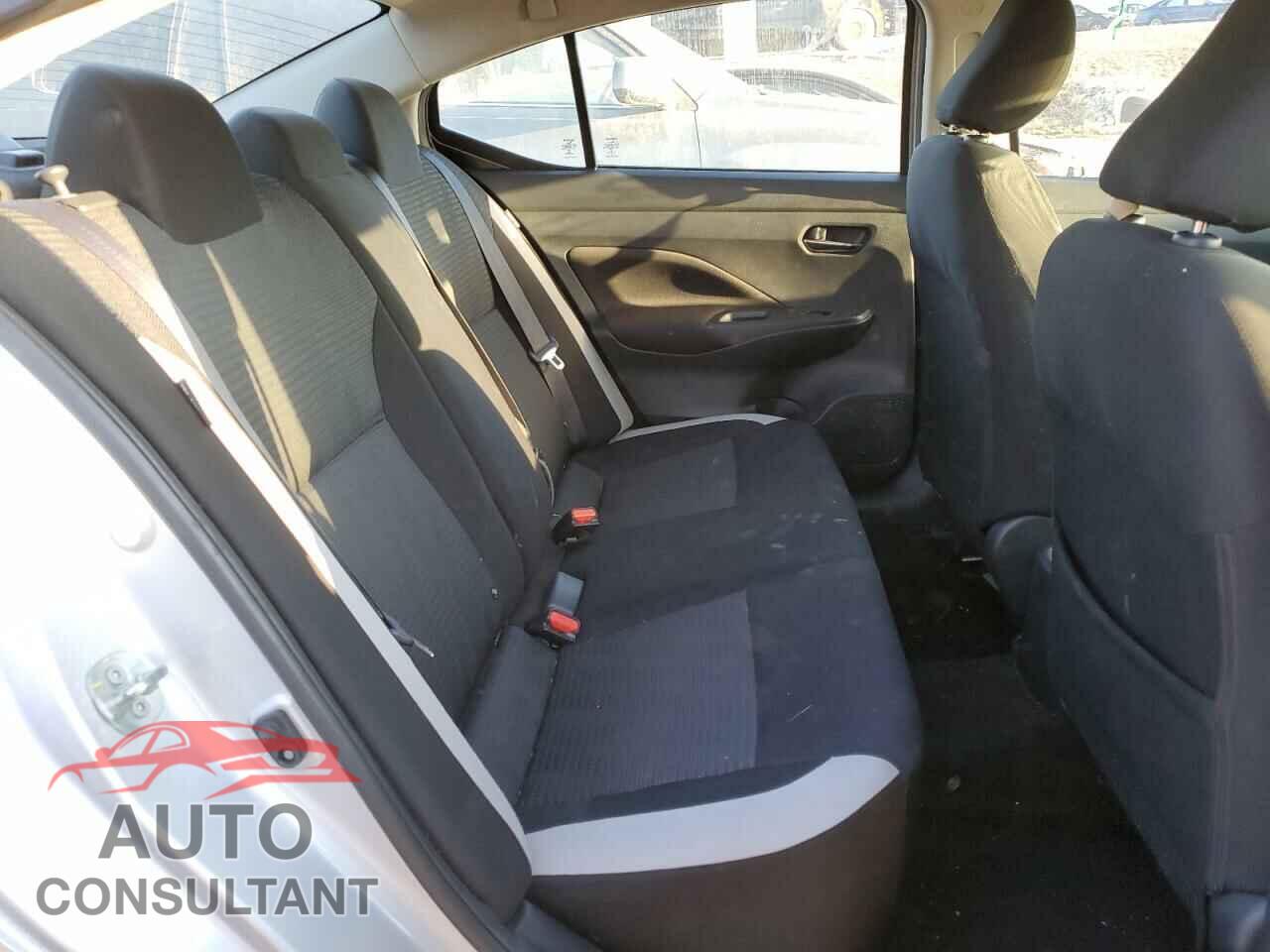 NISSAN VERSA 2021 - 3N1CN8EV5ML856357