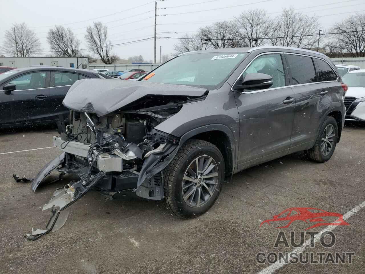 TOYOTA HIGHLANDER 2019 - 5TDJZRFH6KS617205