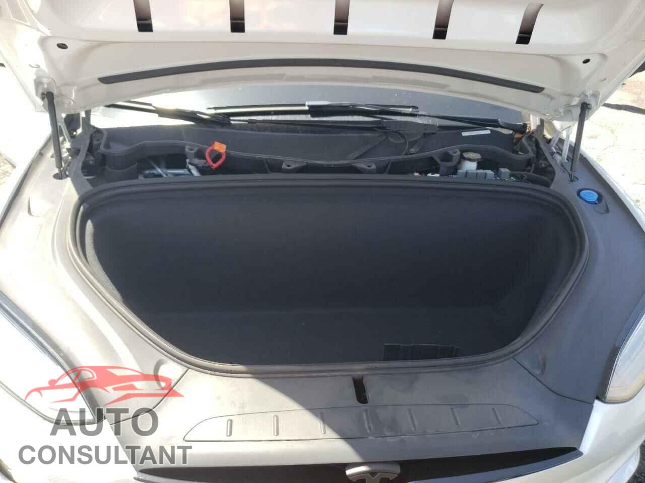 TESLA MODEL X 2017 - 5YJXCBE20HF050082