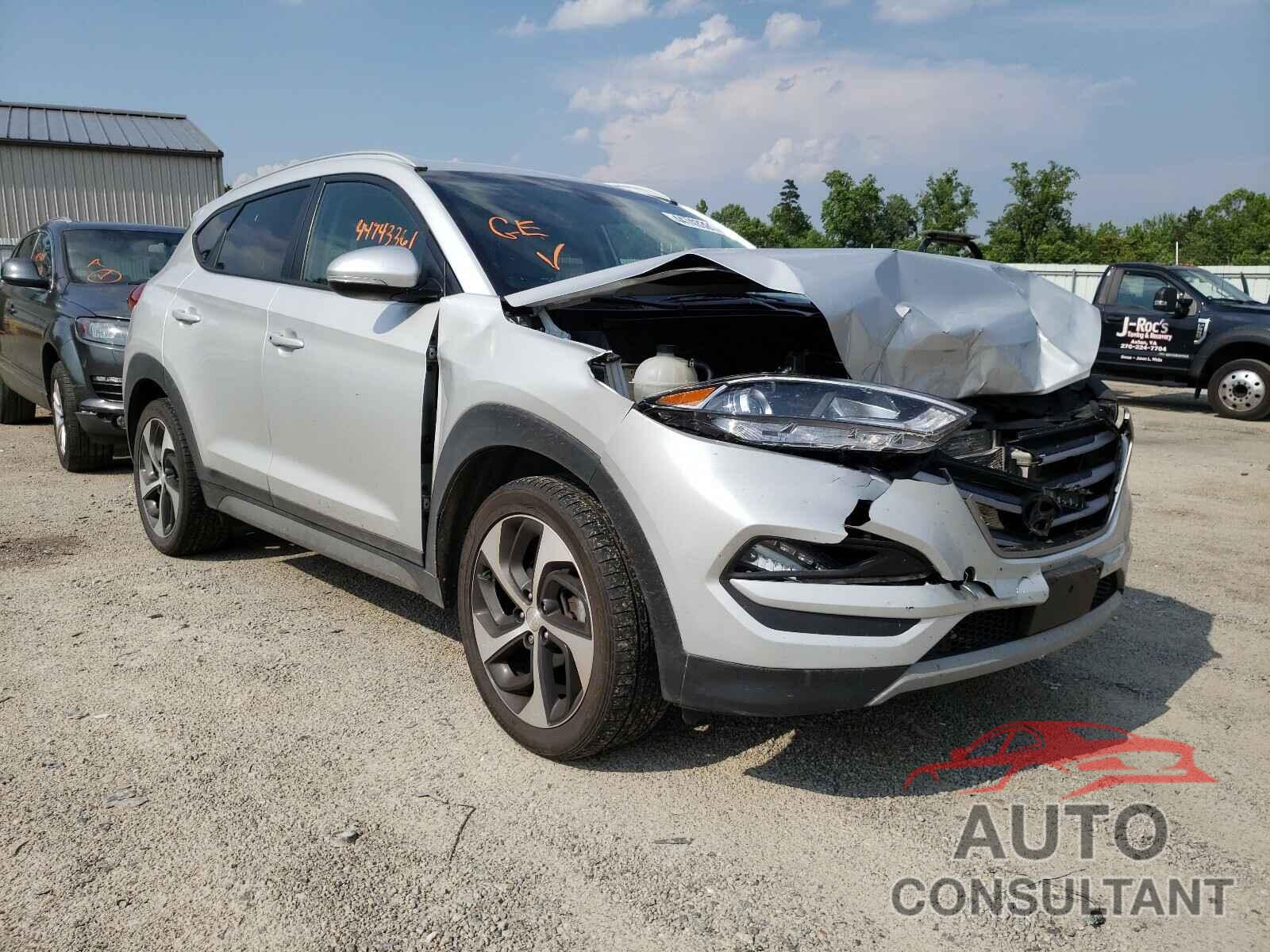 HYUNDAI TUCSON 2017 - KM8J3CA20HU301946