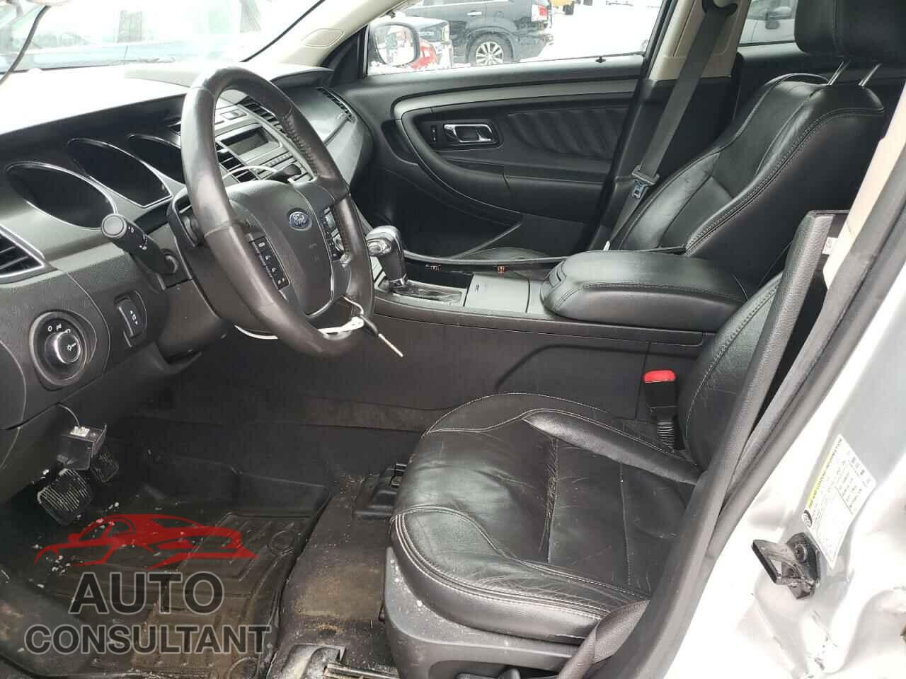 FORD TAURUS 2011 - 1FAHP2EW8BG156665