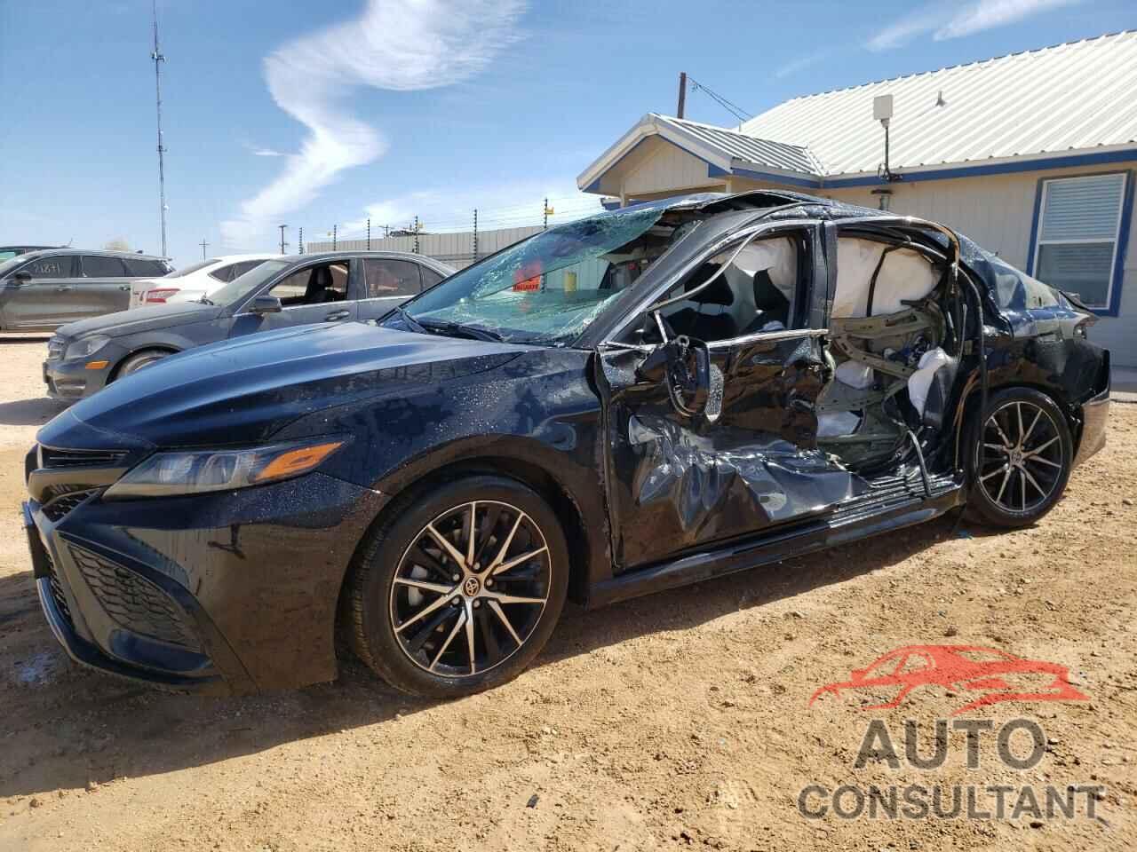 TOYOTA CAMRY 2022 - 4T1G11AK1NU695229