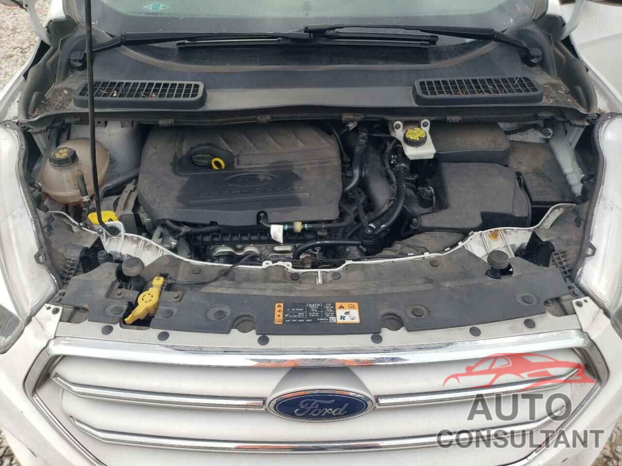 FORD ESCAPE 2018 - 1FMCU0GD6JUD18866