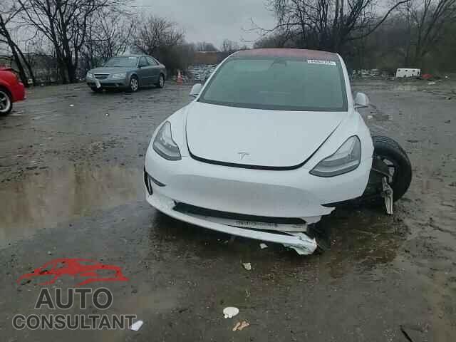 TESLA MODEL 3 2018 - 5YJ3E1EA4JF005694