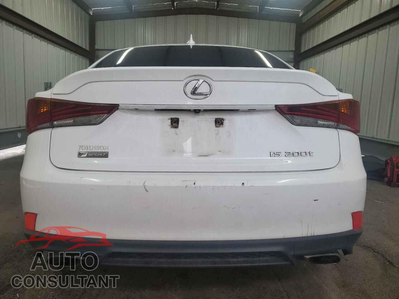 LEXUS IS 2017 - JTHBA1D28H5046356