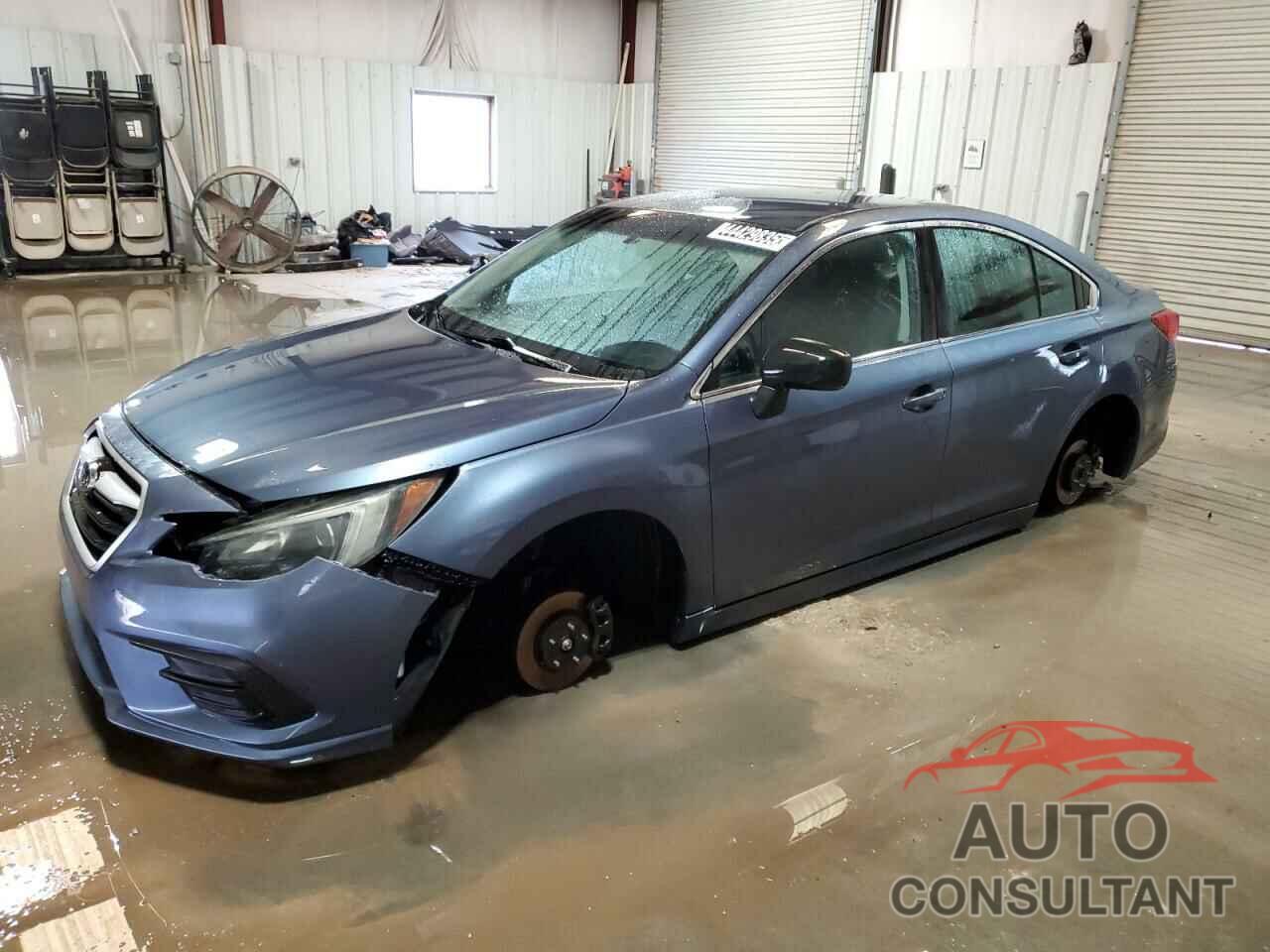 SUBARU LEGACY 2018 - 4S3BNAA67J3045679