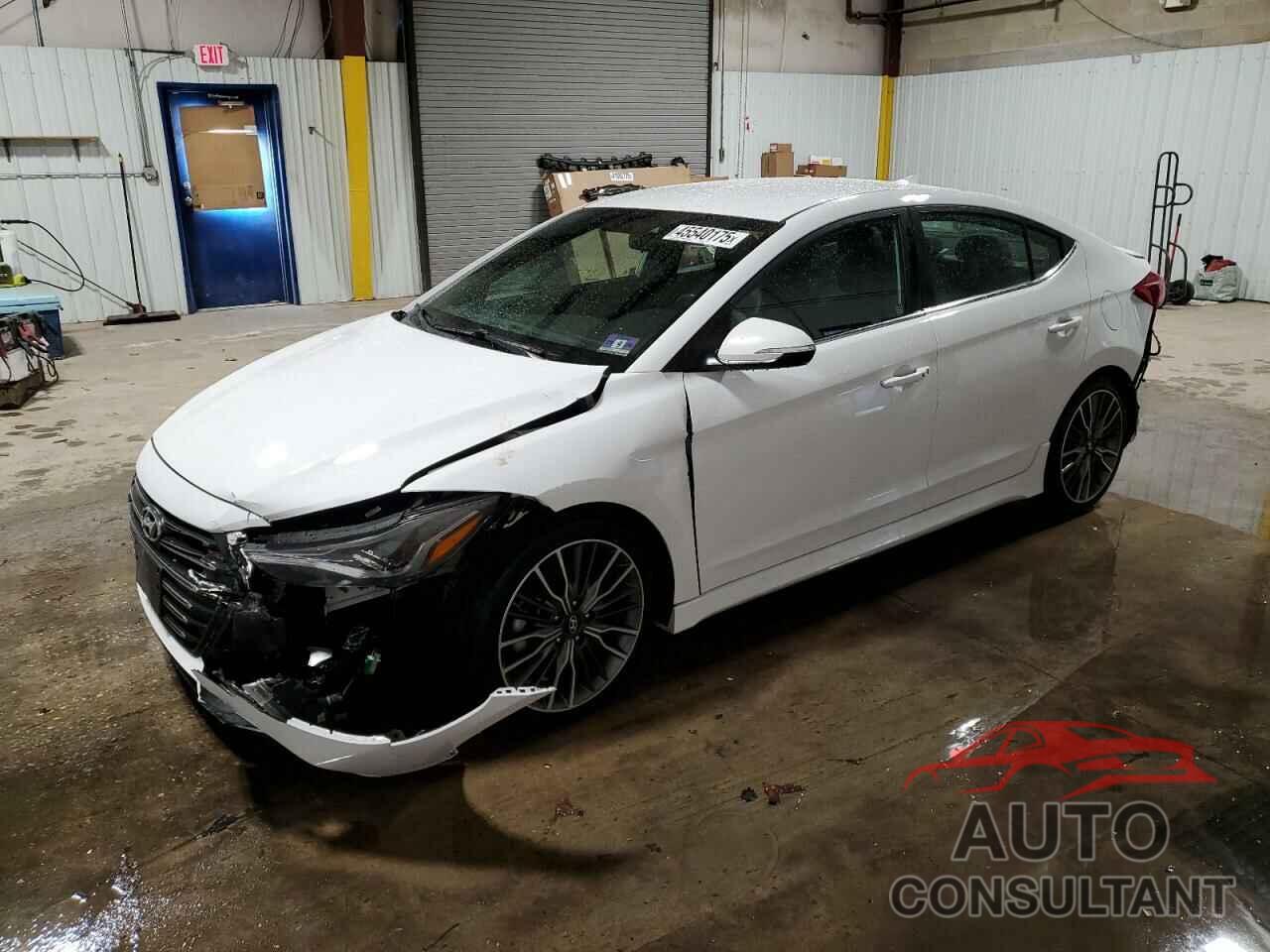 HYUNDAI ELANTRA 2017 - KMHD04LB5HU321702