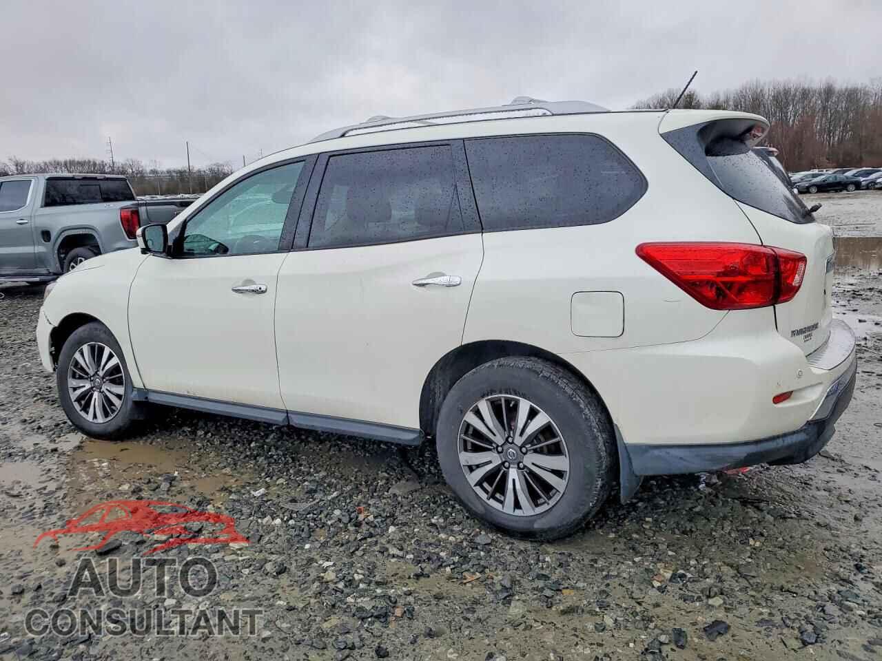 NISSAN PATHFINDER 2017 - 5N1DR2MM4HC637169
