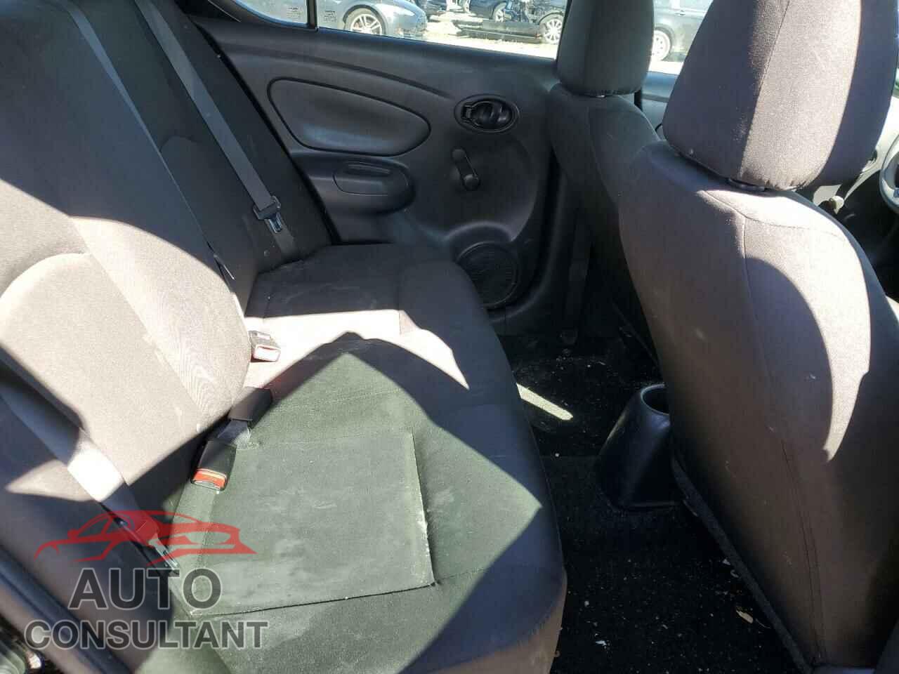 NISSAN VERSA 2019 - 3N1CN7AP3KL843427