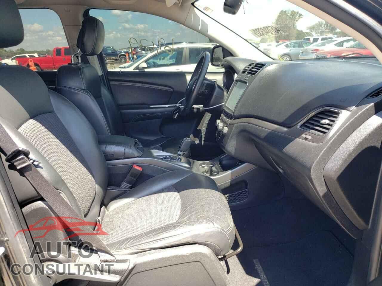 DODGE JOURNEY 2016 - 3C4PDCGG1GT240324