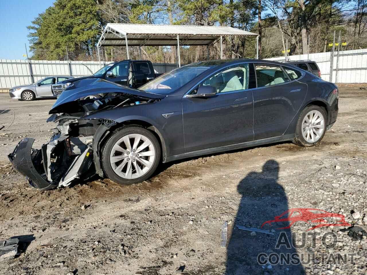 TESLA MODEL S 2016 - 5YJSA1E10GF136220
