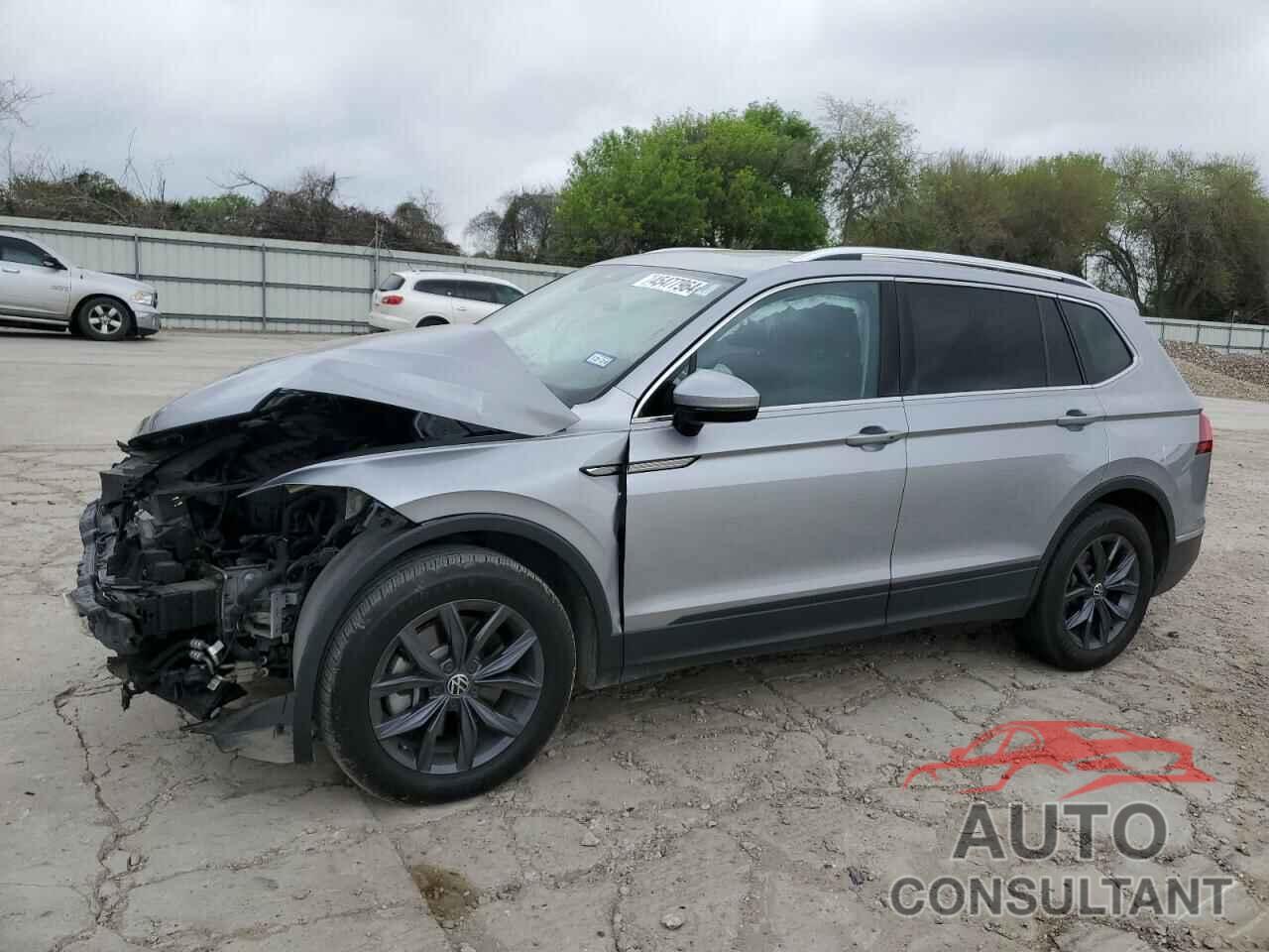 VOLKSWAGEN TIGUAN 2022 - 3VV3B7AX7NM043574