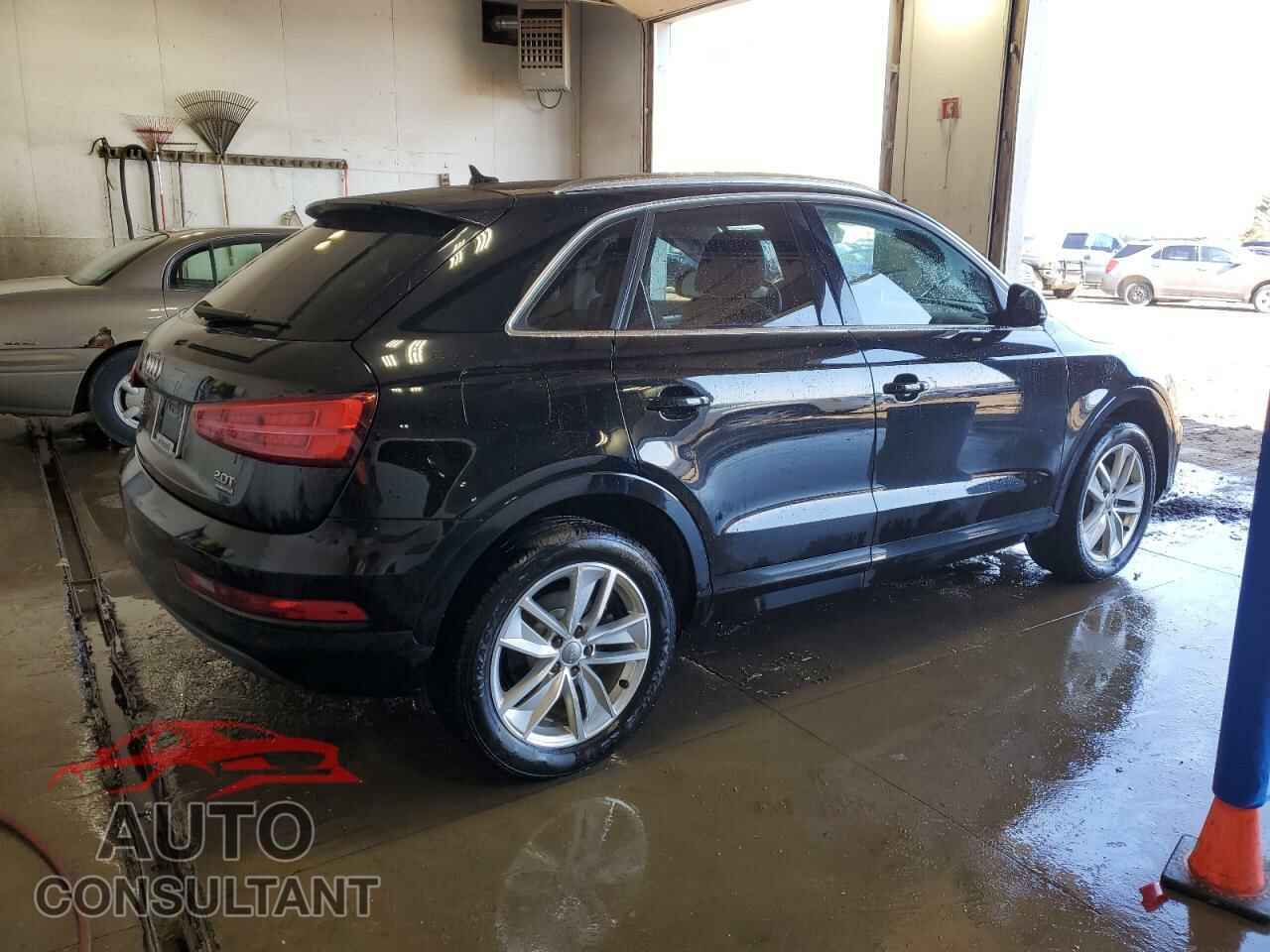 AUDI Q3 2016 - WA1EFCFS0GR017749