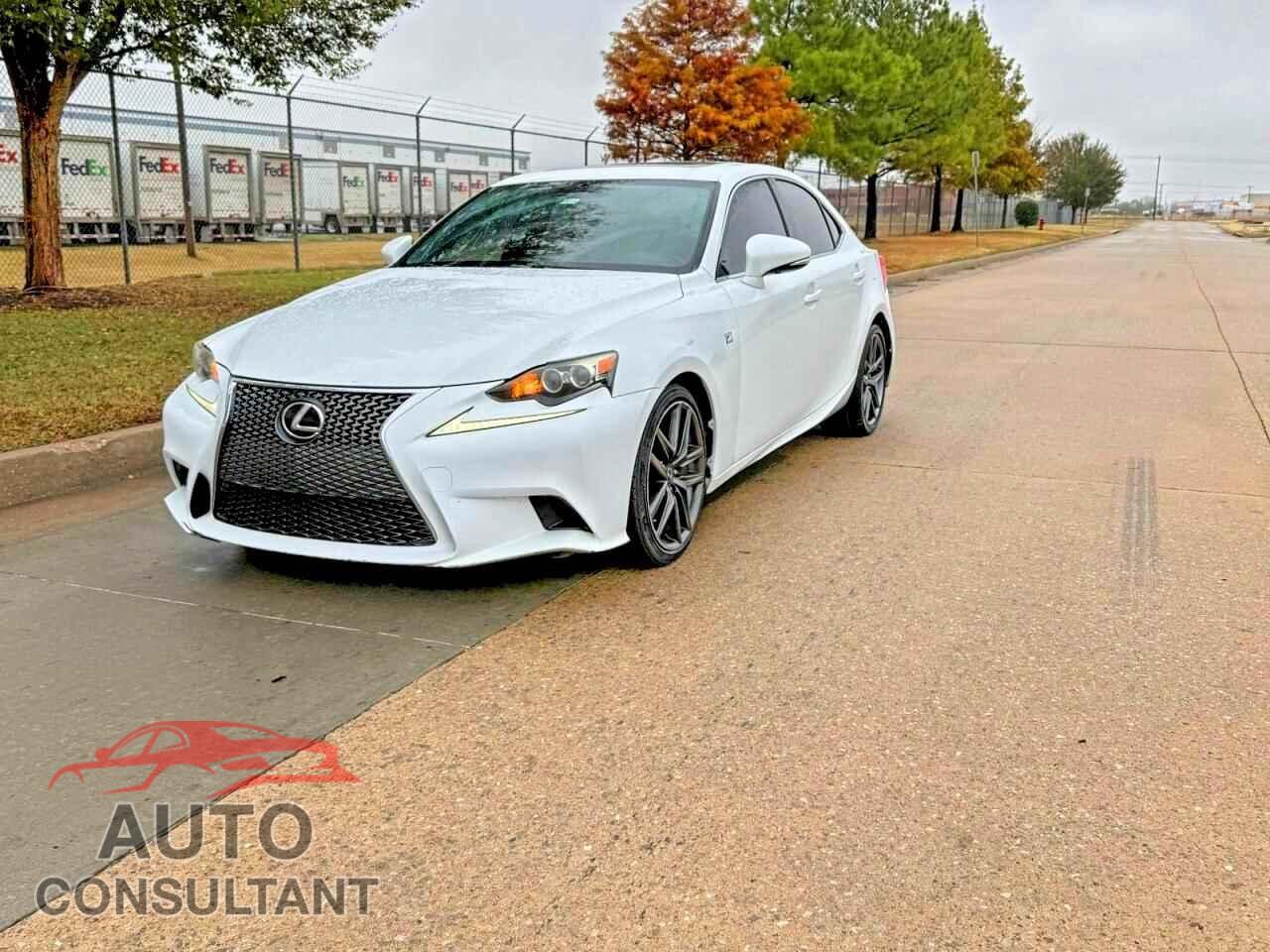 LEXUS IS 2014 - JTHBE1D27E50T1680