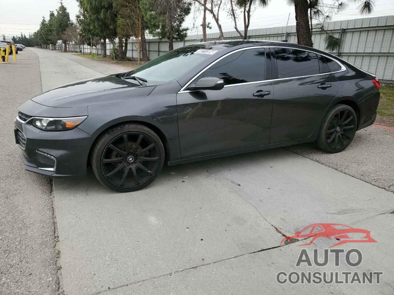 CHEVROLET MALIBU 2018 - 1G1ZD5ST8JF255583