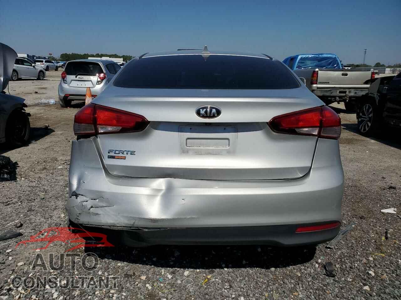 KIA FORTE 2017 - 3KPFL4A73HE067375