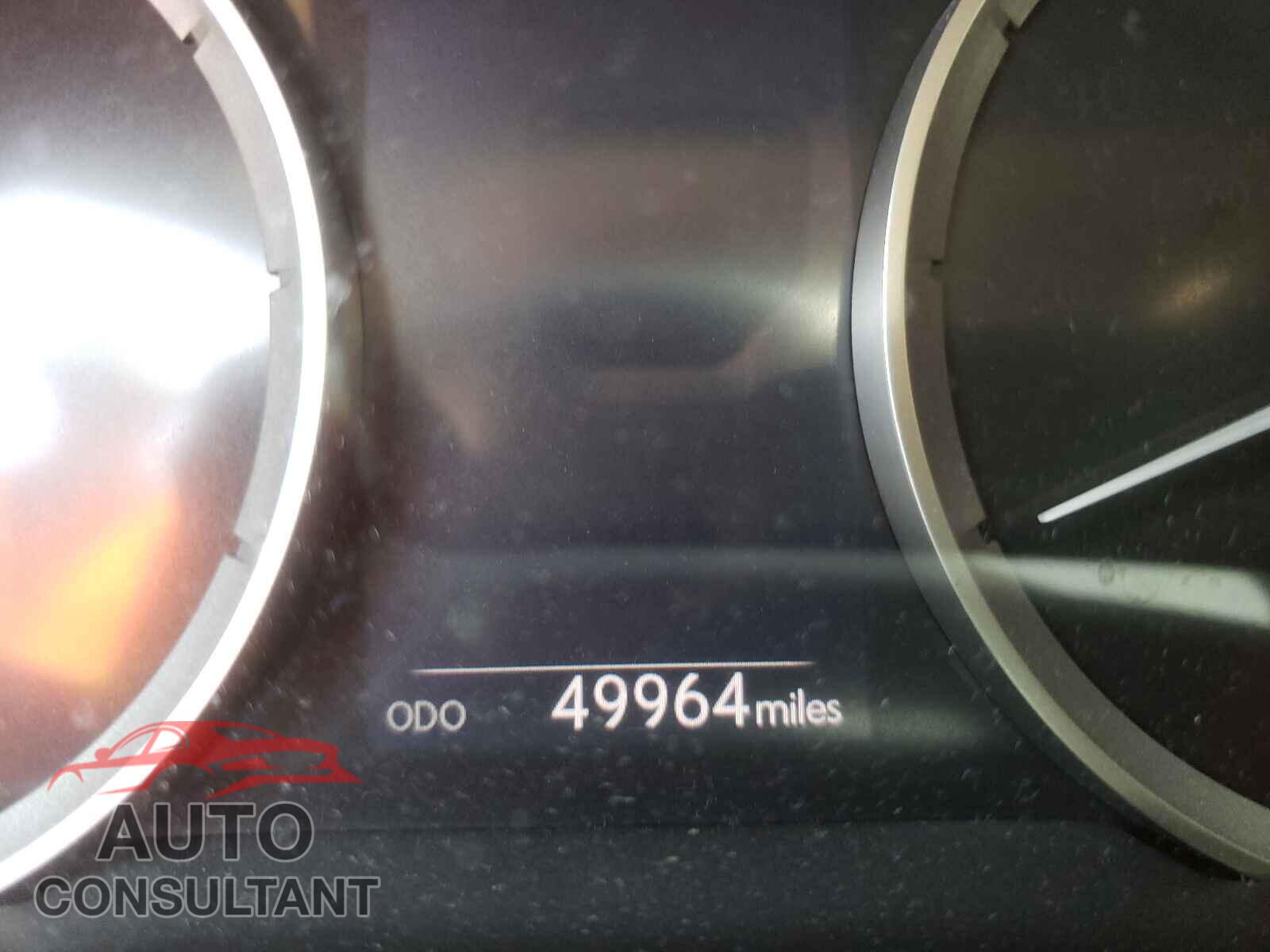 LEXUS IS 2016 - JTHBA1D21G5013651