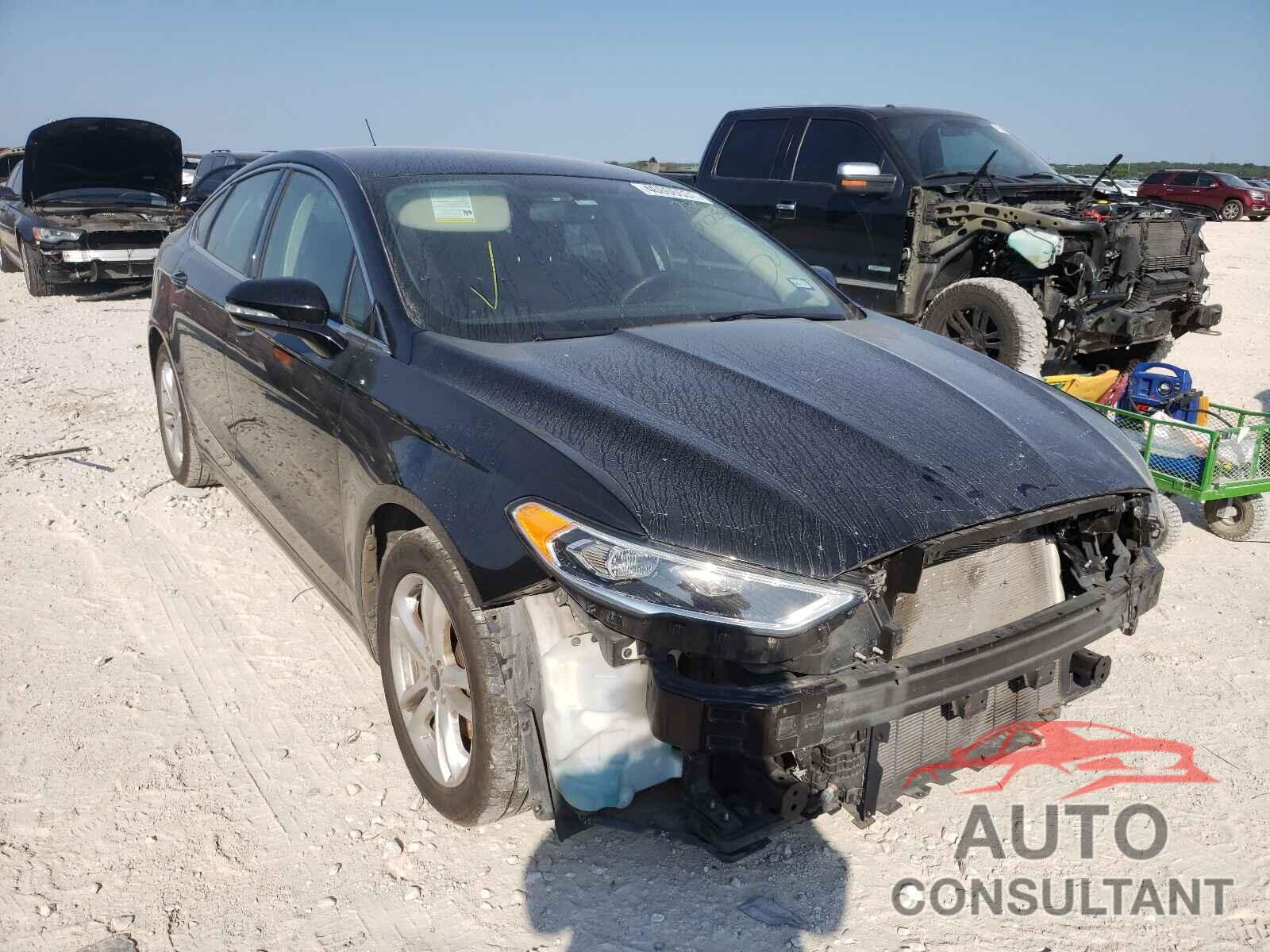 FORD FUSION 2018 - 3FA6P0HDXJR270082