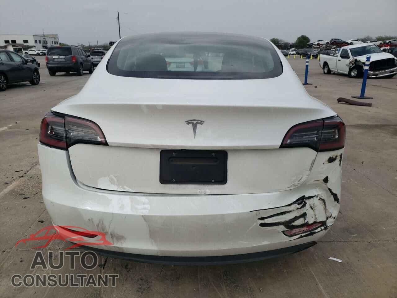 TESLA MODEL 3 2022 - 5YJ3E1EA1NF322001