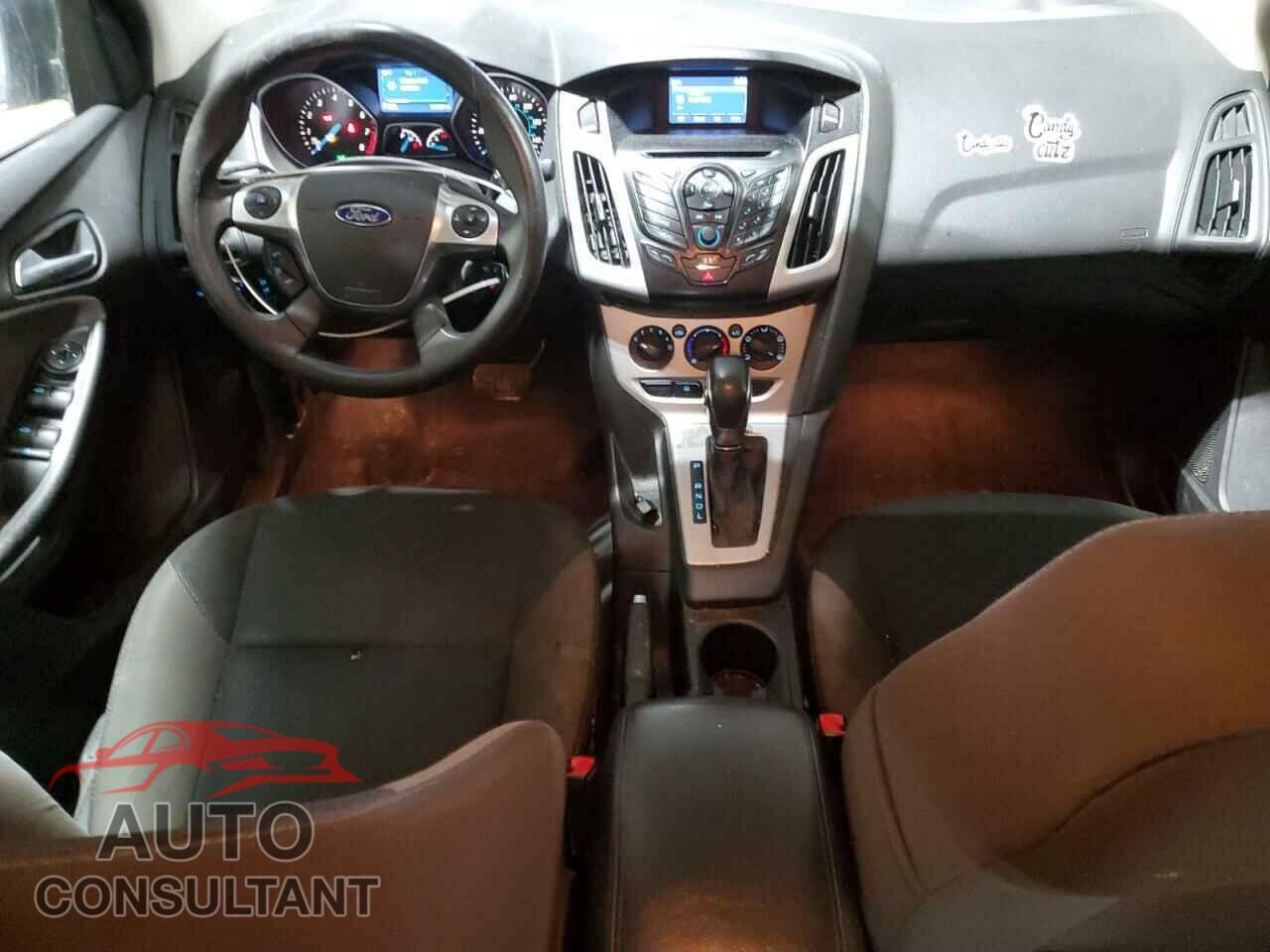 FORD FOCUS 2014 - 1FADP3F22EL452955