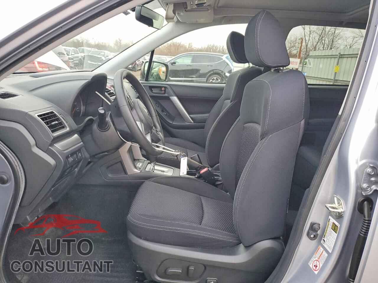 SUBARU FORESTER 2017 - JF2SJAEC9HH526947