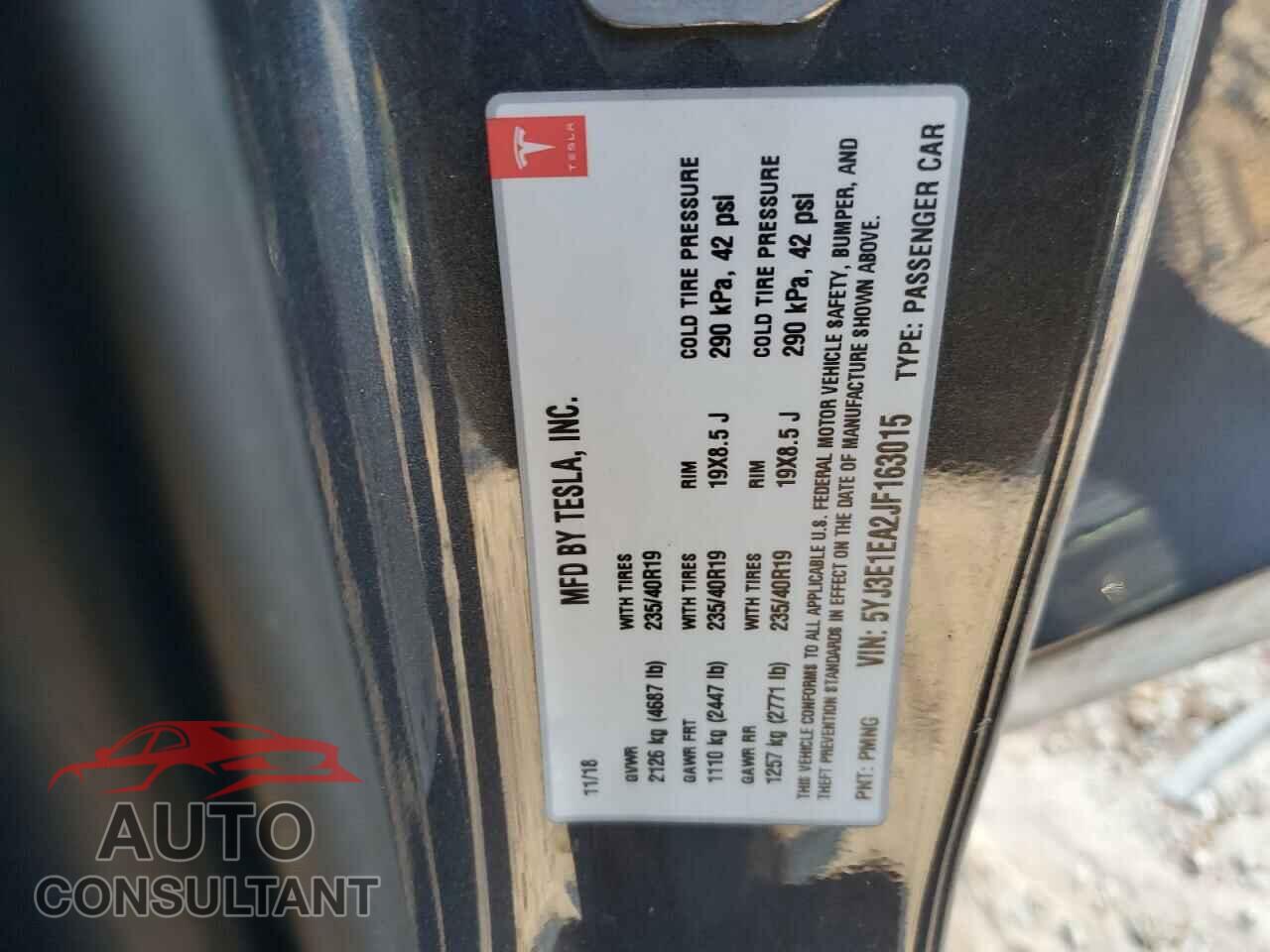 TESLA MODEL 3 2018 - 5YJ3E1EA2JF163015