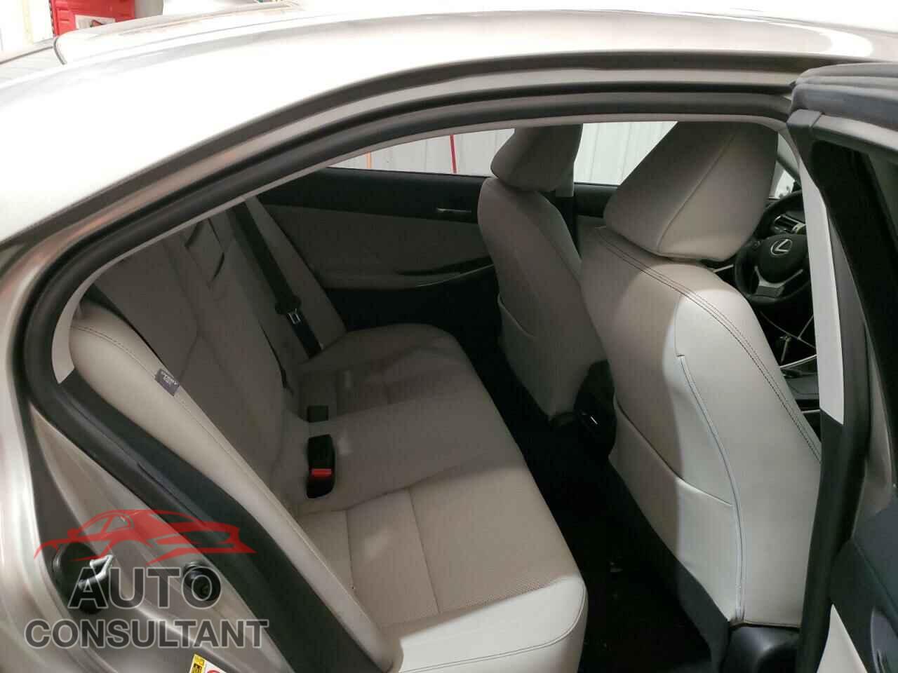LEXUS IS 2014 - JTHCF1D27E5000650