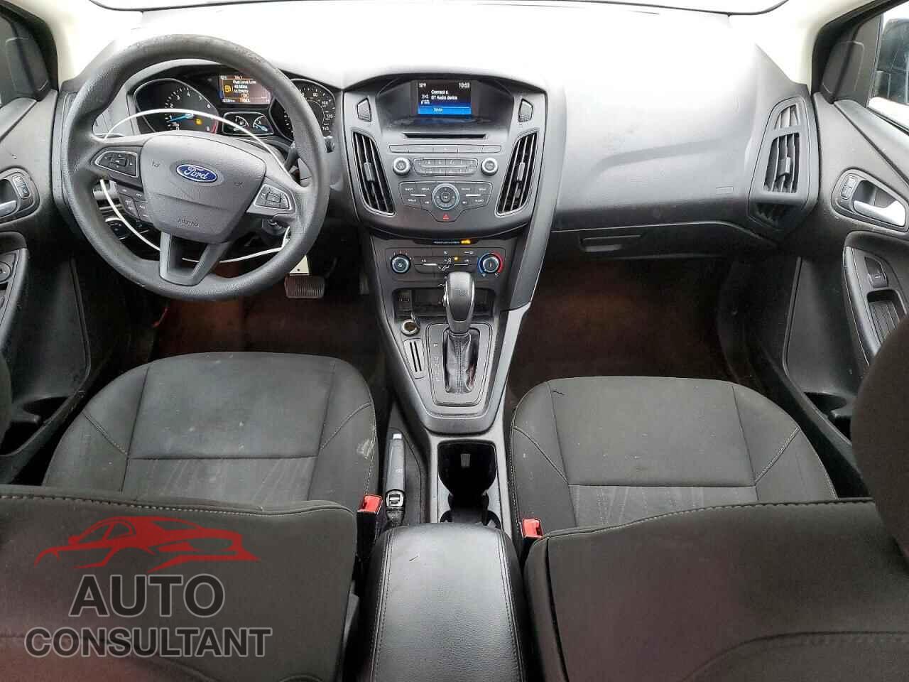 FORD FOCUS 2017 - 1FADP3F2XHL208460