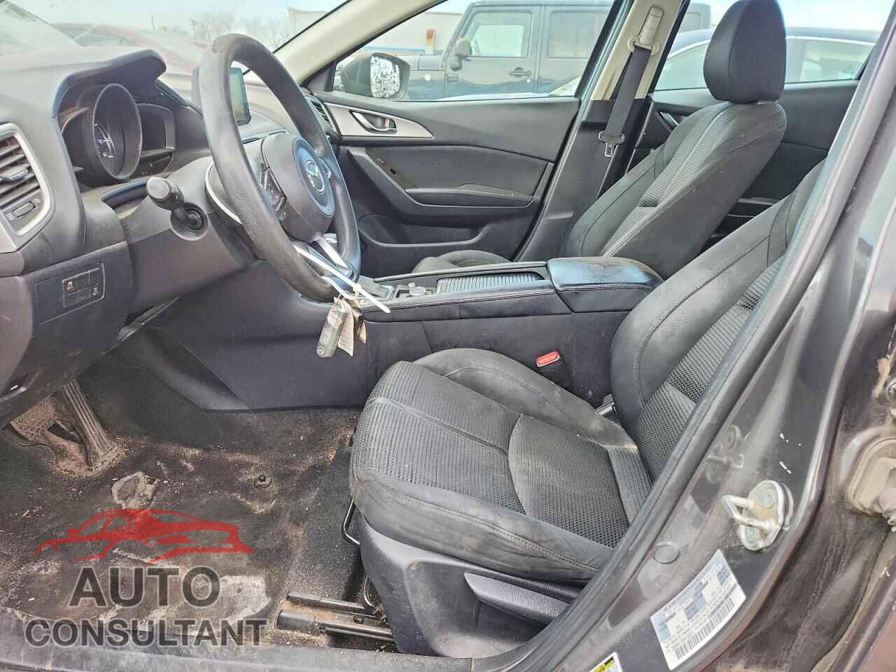 MAZDA 3 2017 - 3MZBN1U74HM108618