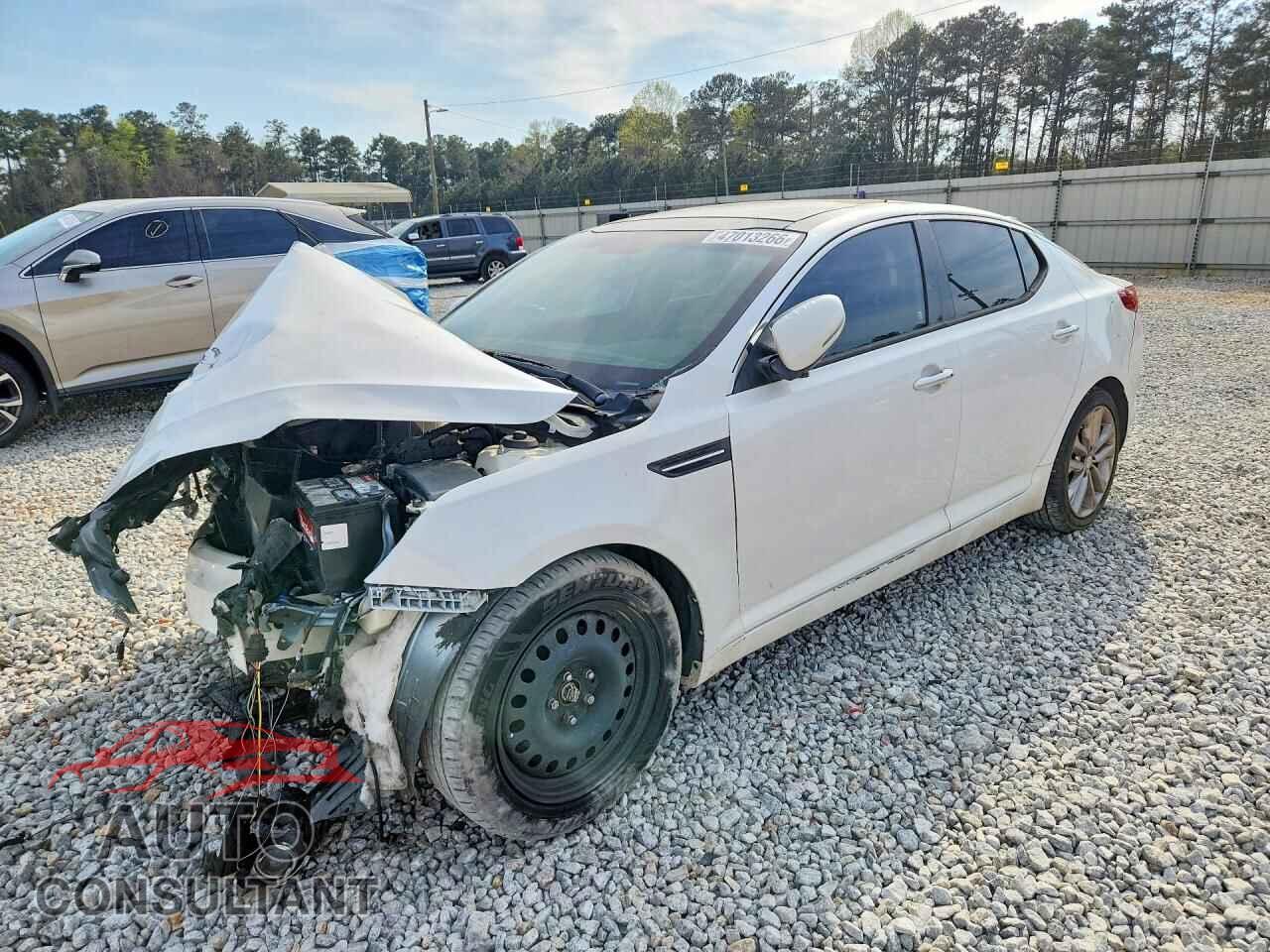 KIA OPTIMA 2011 - KNAGN4A79B5084681
