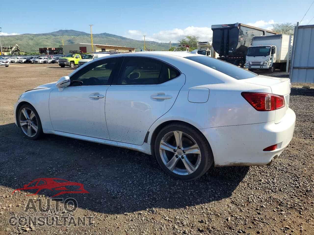 LEXUS IS 2012 - JTHBF5C24C5172605