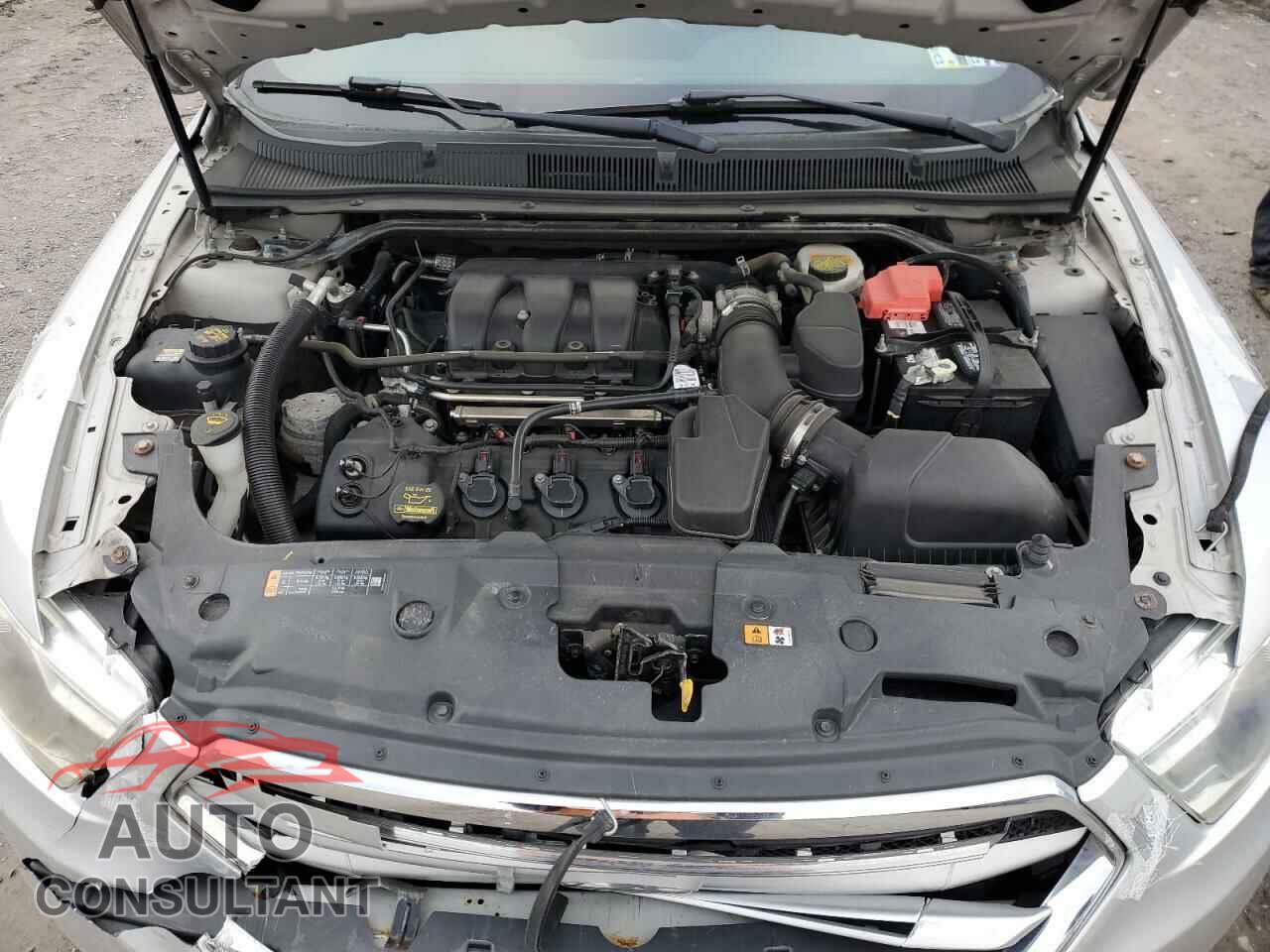 FORD TAURUS 2013 - 1FAHP2F8XDG218098