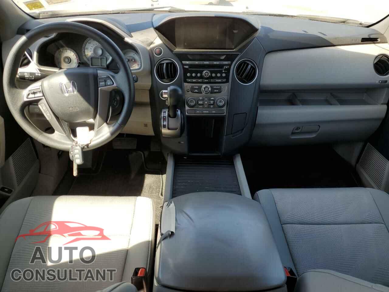 HONDA PILOT 2015 - 5FNYF4H22FB019349