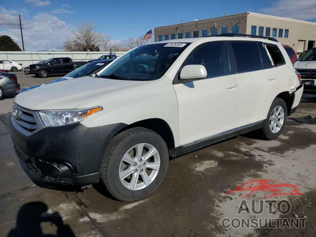 TOYOTA HIGHLANDER 2013 - 5TDBK3EH7DS273653