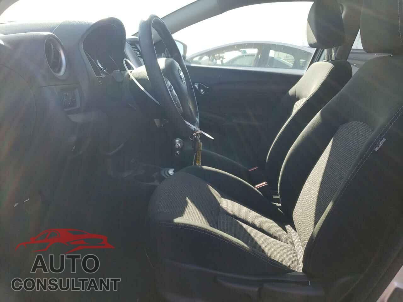 NISSAN VERSA 2017 - 3N1CN7AP0HL875826