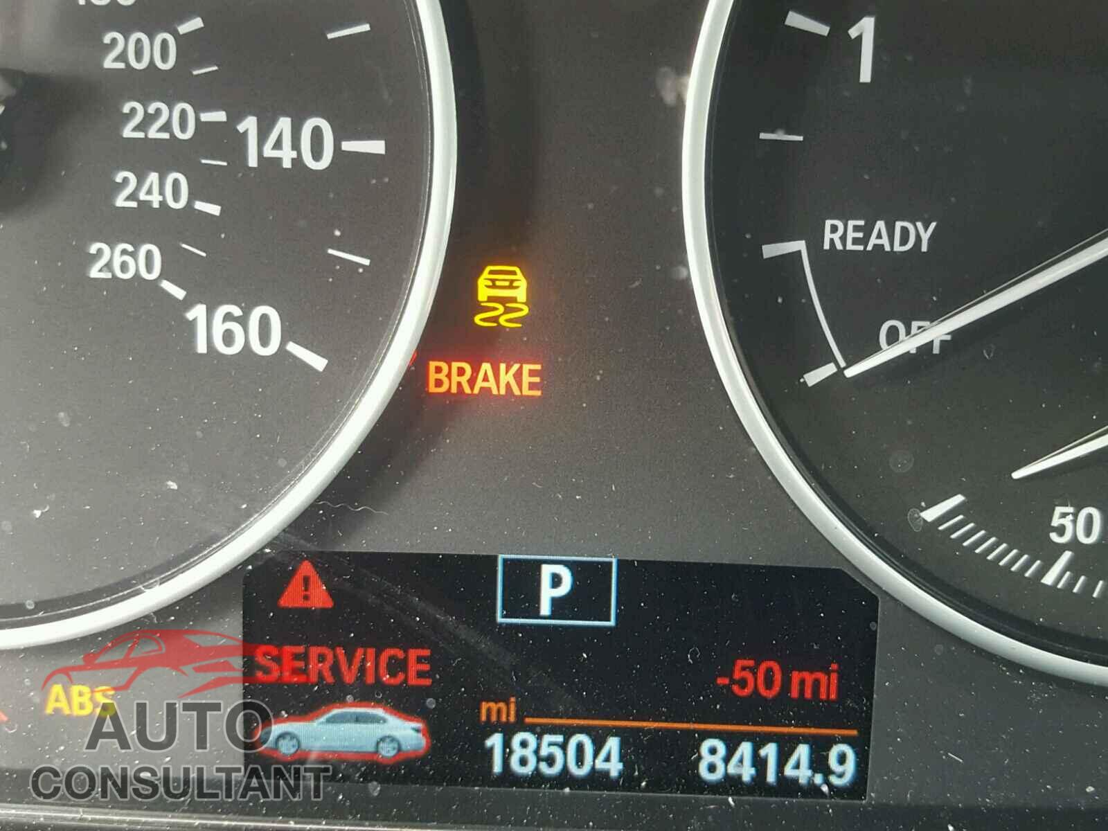 BMW 3 SERIES 2016 - WBA8E1G53GNU12371