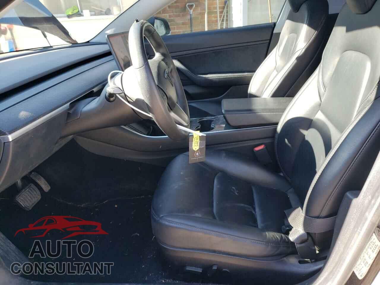 TESLA MODEL 3 2019 - 5YJ3E1EBXKF451522