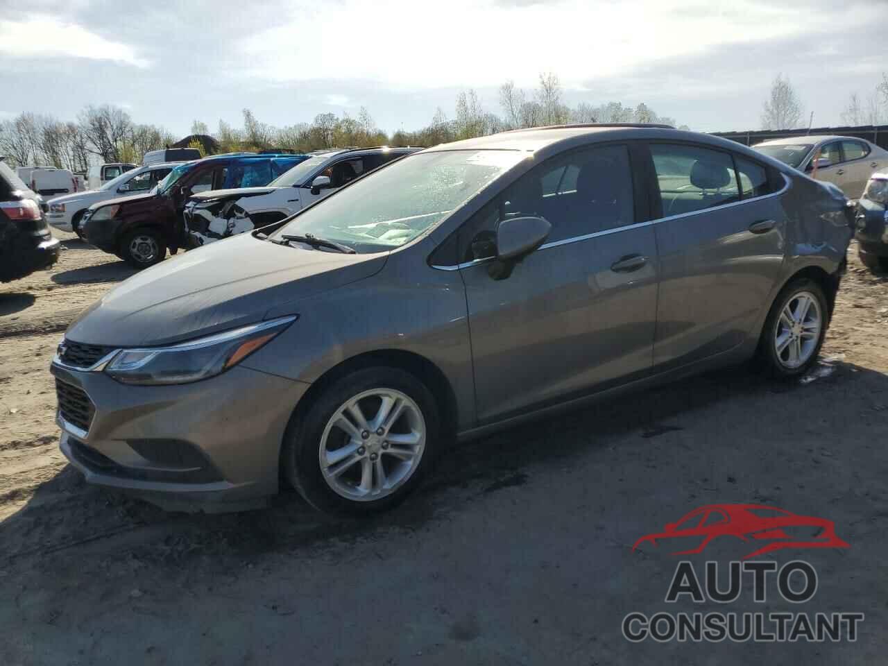 CHEVROLET CRUZE 2018 - 1G1BE5SM6J7122953