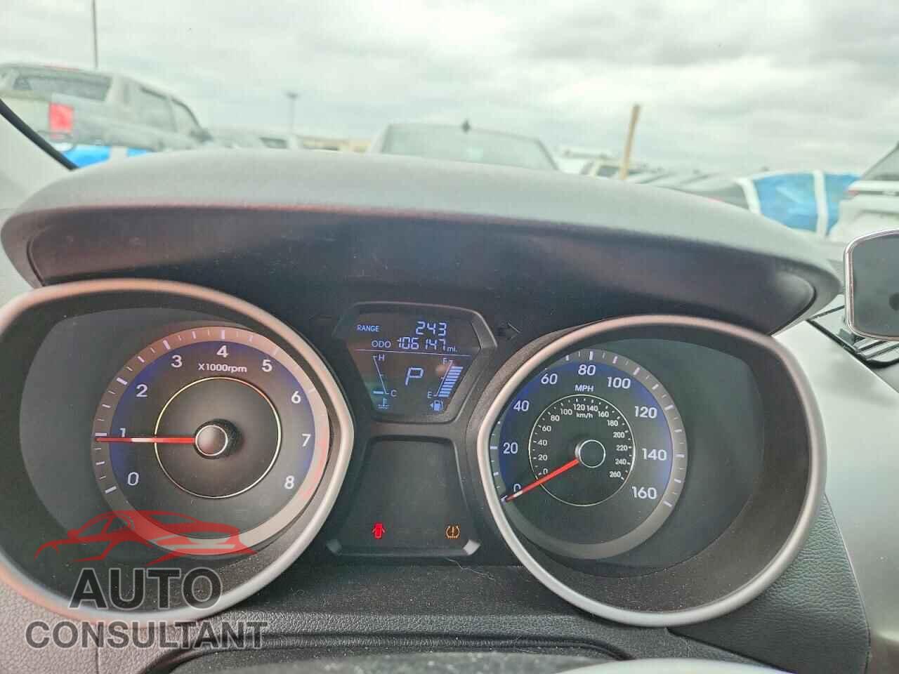 HYUNDAI ELANTRA 2012 - KMHDH4AE6CU420043