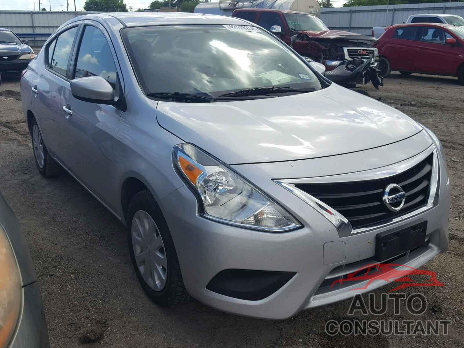NISSAN VERSA 2017 - 3N1CN7AP2HL813280