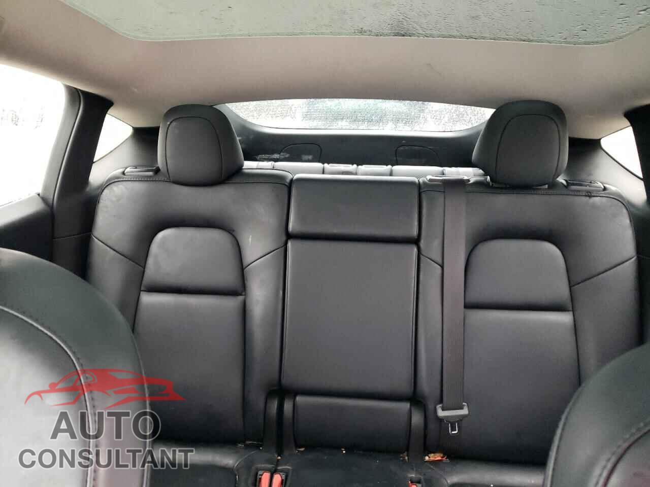 TESLA MODEL Y 2023 - 7SAYGAEE9PF891736