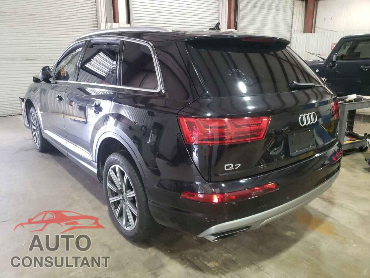 AUDI Q7 2018 - WA1LHAF71JD035716