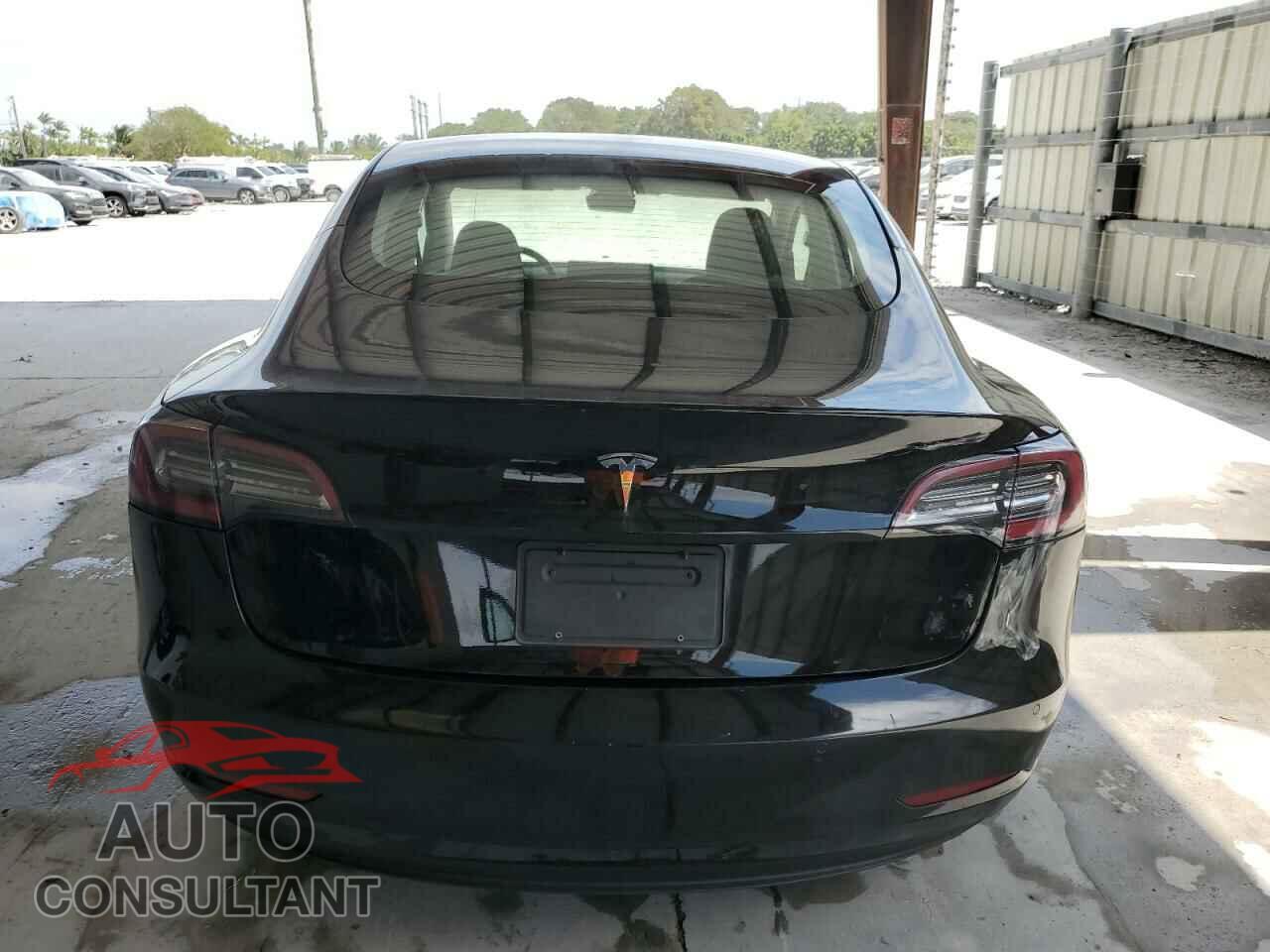 TESLA MODEL 3 2022 - 5YJ3E1EA8NF370949