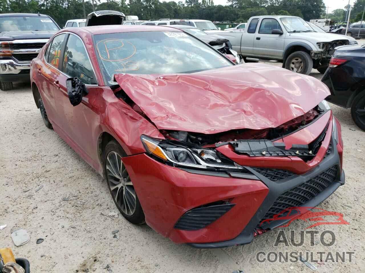 TOYOTA CAMRY 2020 - 4T1G11AKXLU345627