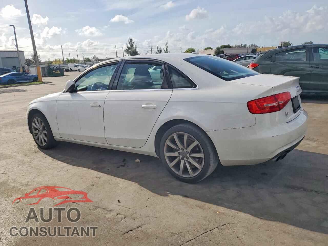 AUDI A4 2013 - WAUAFAFL4DN038671