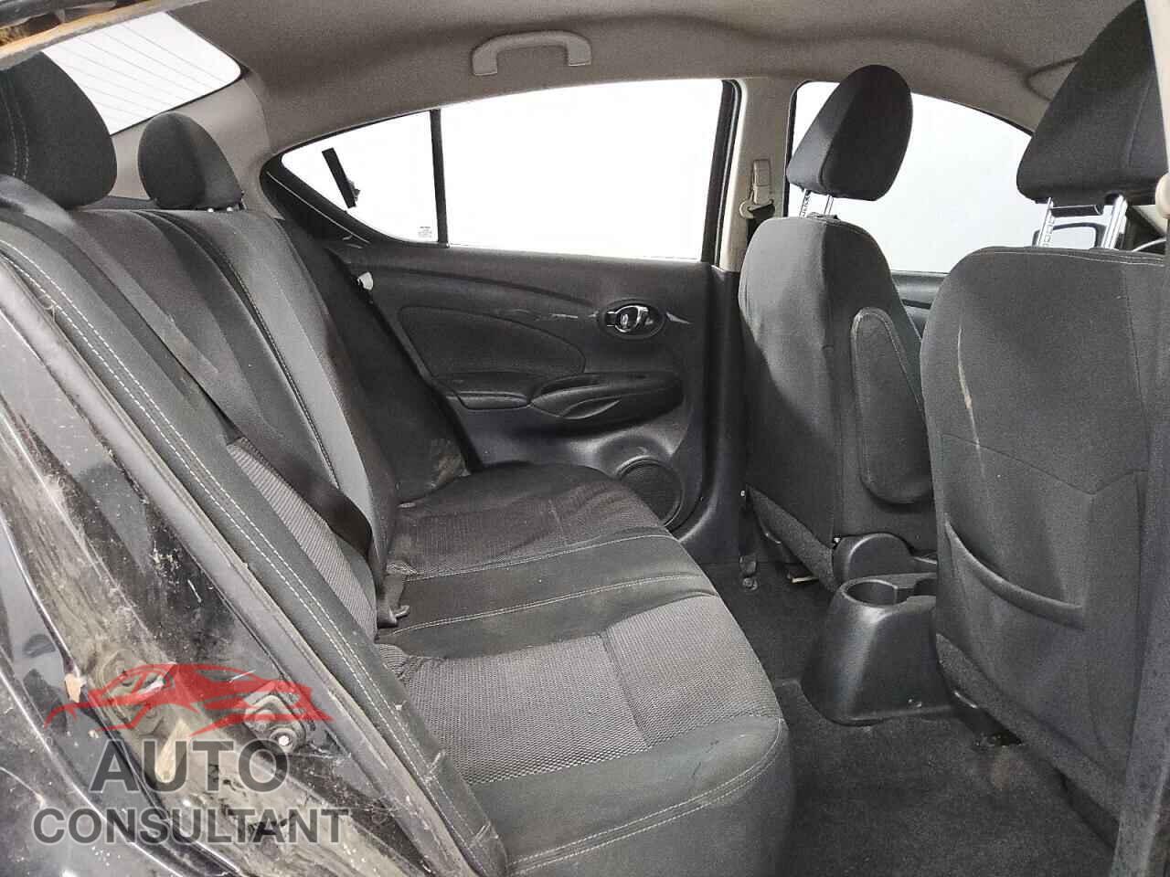 NISSAN VERSA 2019 - 3N1CN7AP3KL845596